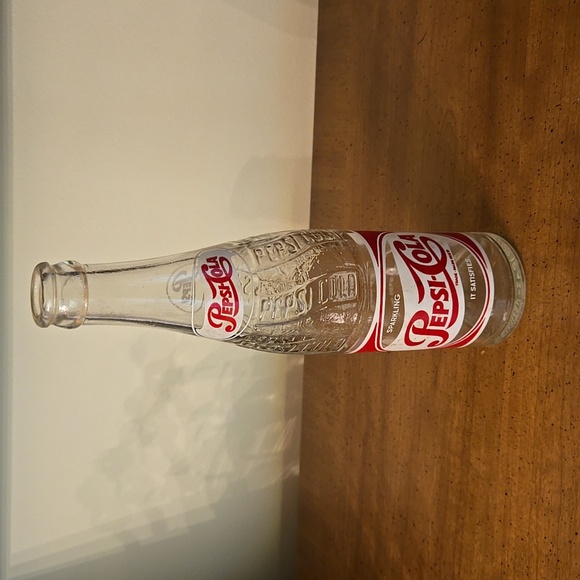 Vintage 1958 glass Pepsi Cola Bottle EUC - Picture 1 of 10